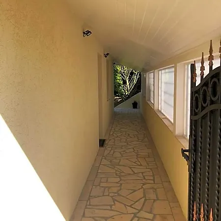 Maison Tobias 3* Bussy-Saint-Georges